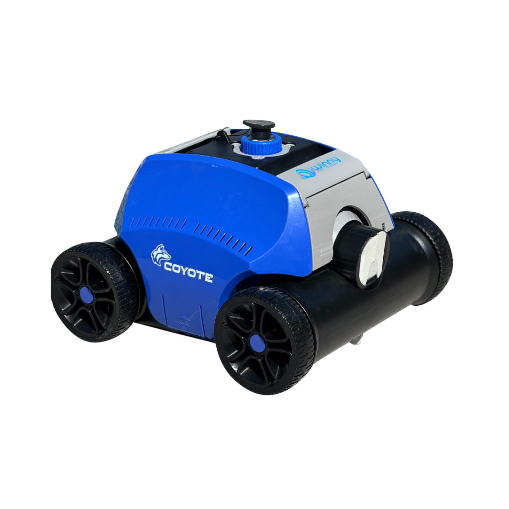 Coyote pool robot